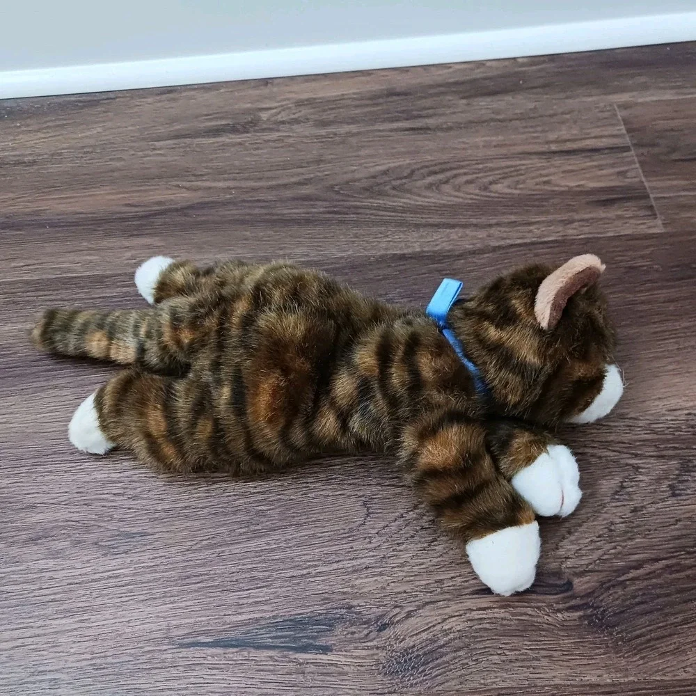 VINTAGE Ty Classic Spice The Cat Plush 1997 Tabby Striped White Paws Blue Bow